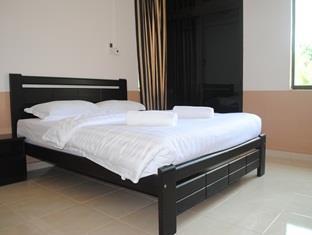 קאנגר Putra Putri Lodge מראה חיצוני תמונה